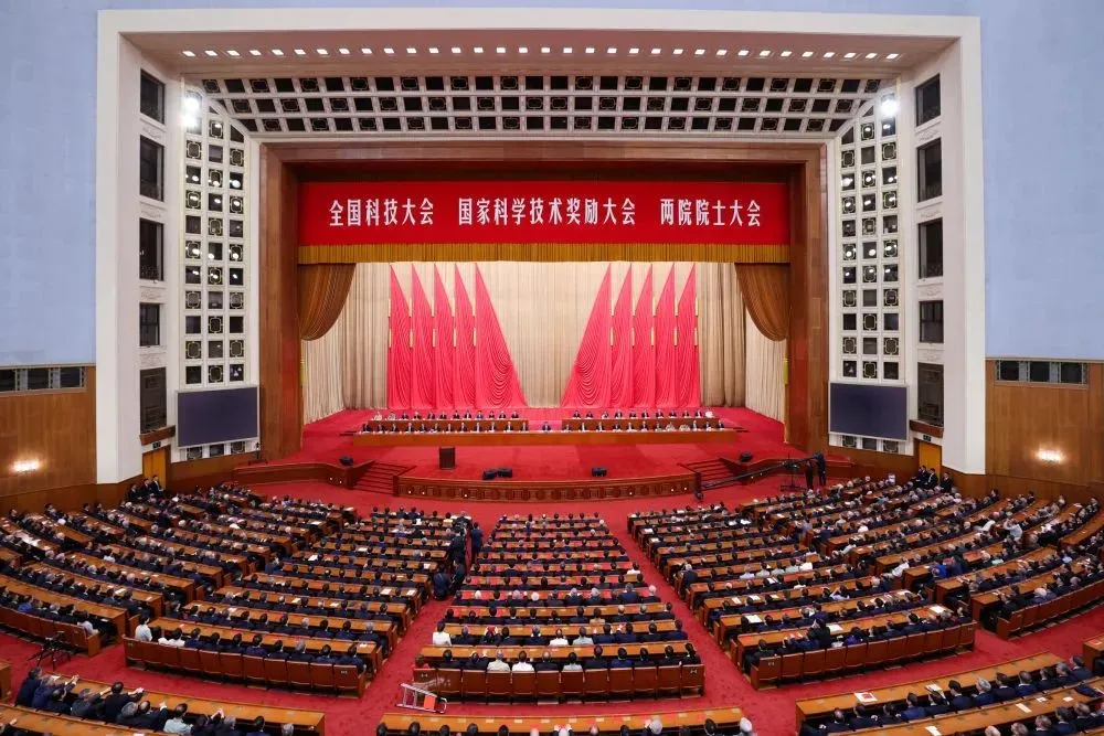 倍道兼程 精益求精 | 冰球突破豪华版下载app股份2024年第二季度动态速览